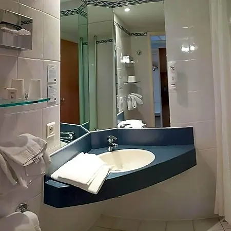 Express Grenoble-bernin 3* Bernin