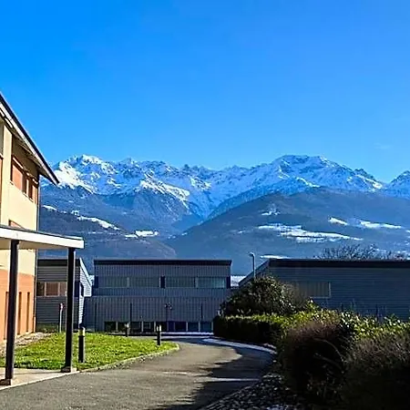 Express Grenoble-bernin 3* Bernin
