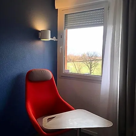 Hotel Express Grenoble-bernin 3*