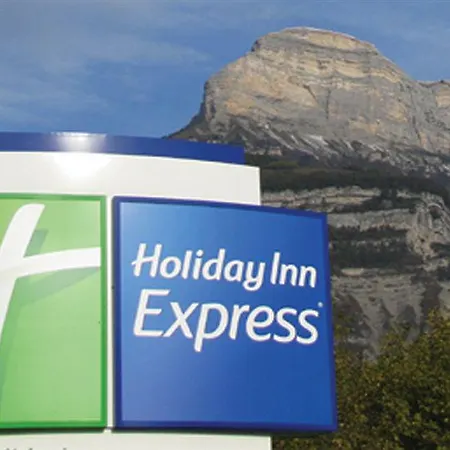 Express Grenoble-bernin Hotel 3*